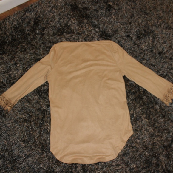 Faux Suede 3/4 Sleeve Signature Studio Top Small - Picture 4 of 6